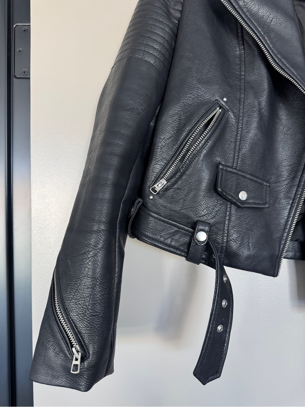 ZARA Classic Black Studded Moto Jacket - Women medium - Picture 2 of 7